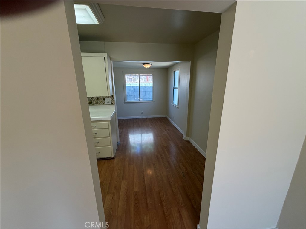 2053 N Garfield Property Photo 4