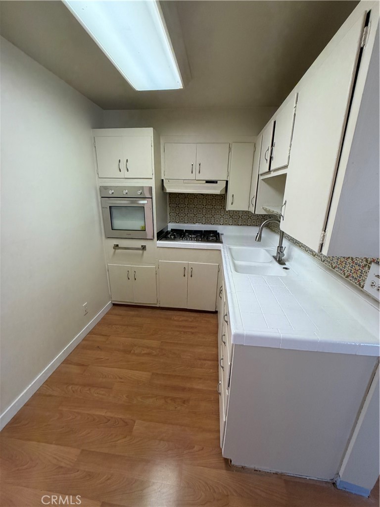 2053 N Garfield Property Photo 6