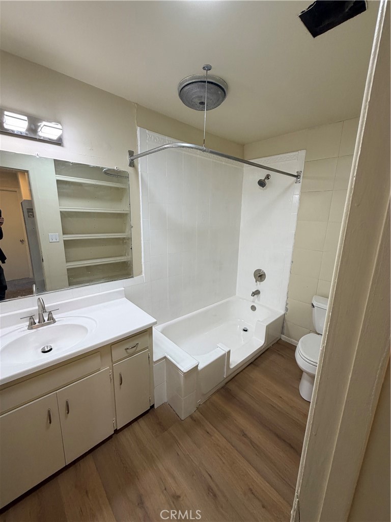 2053 N Garfield Property Photo 15