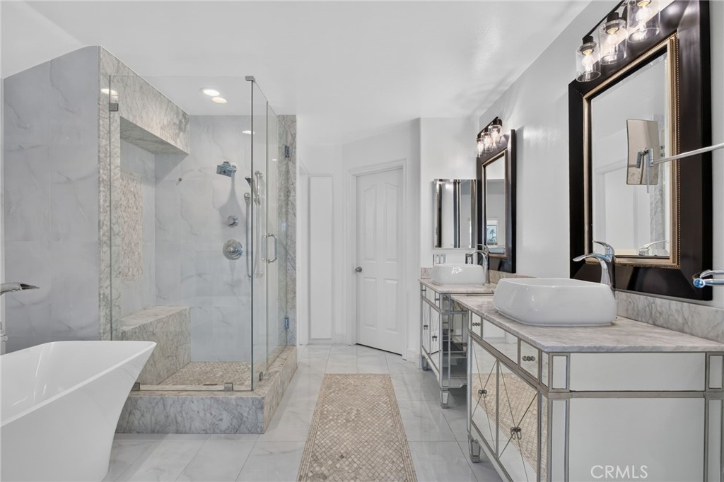 207 18th Street Property Photo 43
