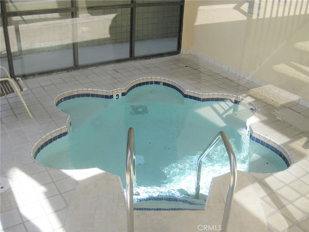 1300 Midvale Avenue 211 Property Photo 25