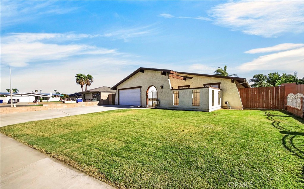 7616 Della Property Photo 1