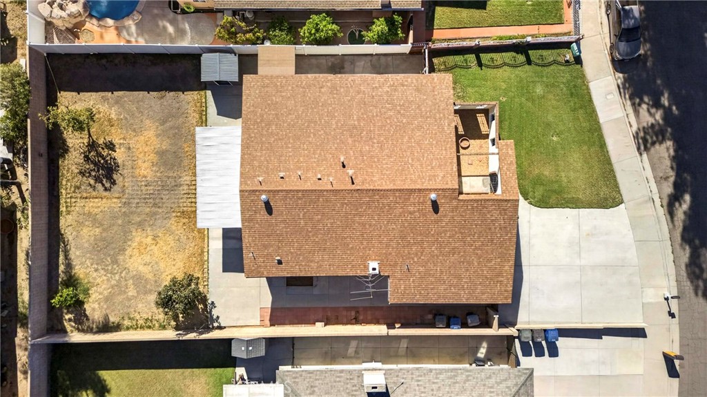 7616 Della Property Photo 4