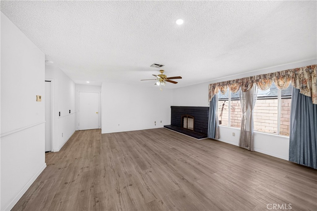 7616 Della Property Photo 9