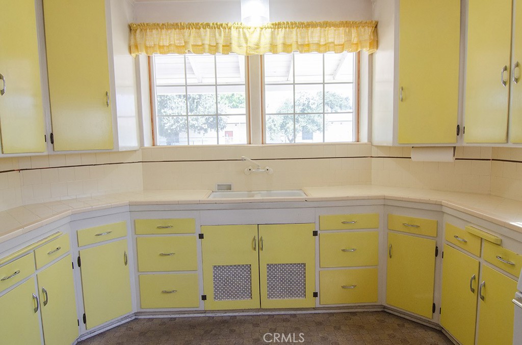 3344 Thorndale Road Property Photo 6