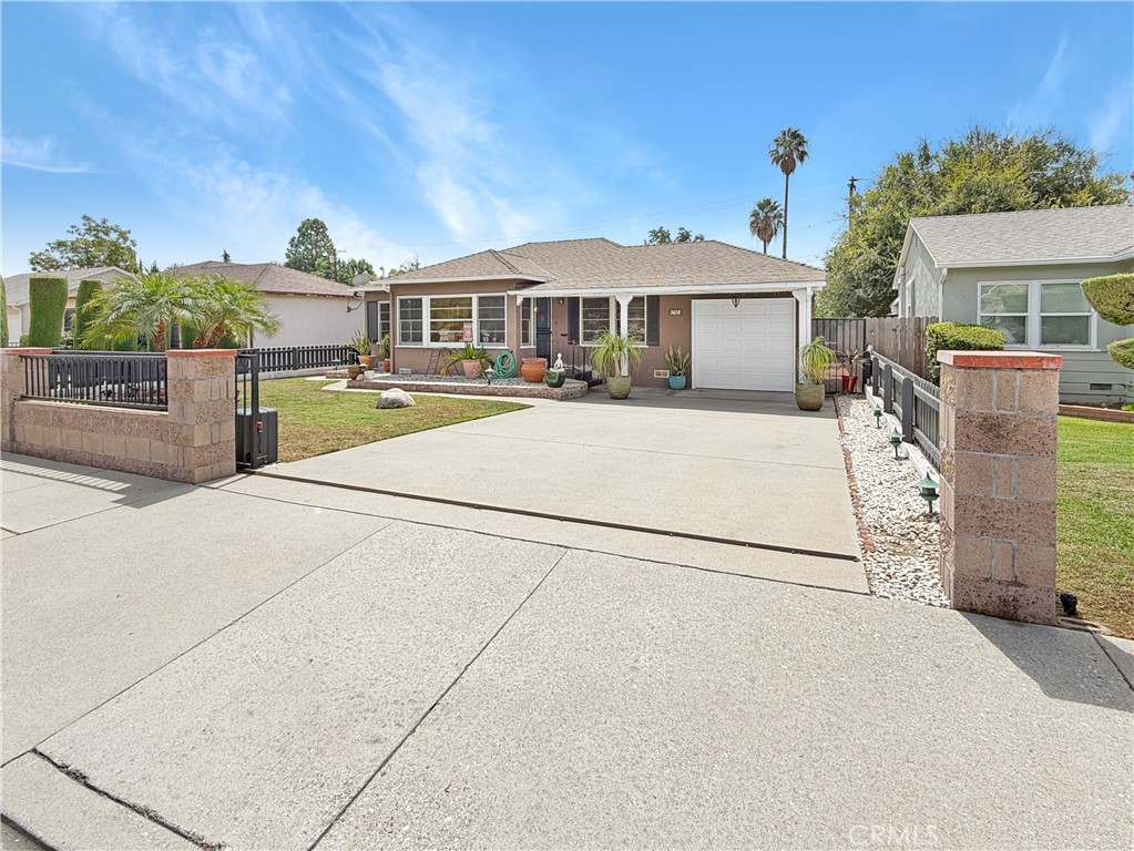 3618 E Del Mar Boulevard Property Photo 1