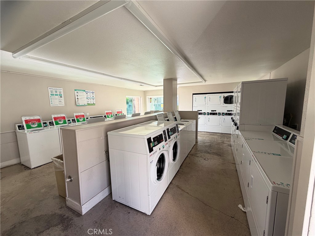 212 S Kraemer 2502 Property Photo 11