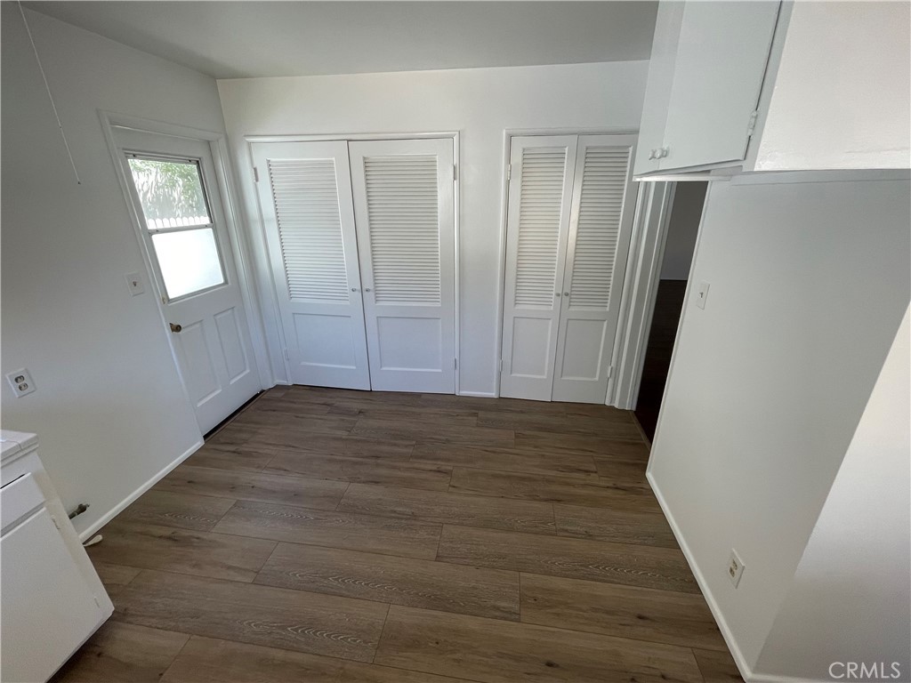 733 W Oceanview Avenue Property Photo 6