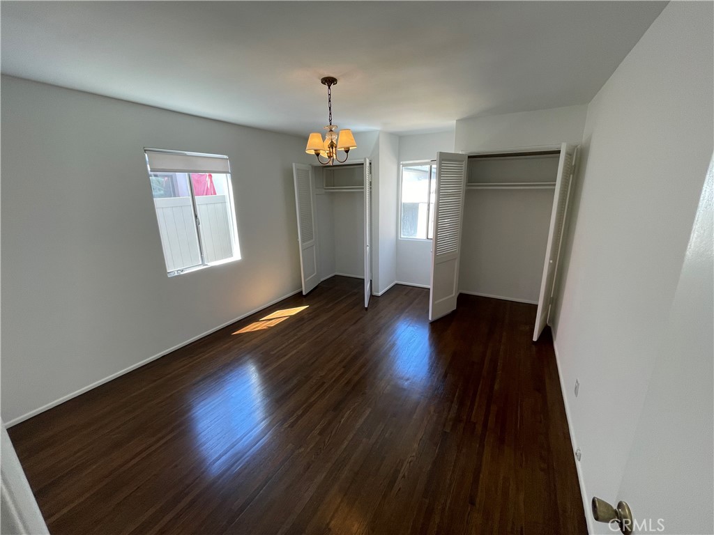 733 W Oceanview Avenue Property Photo 10
