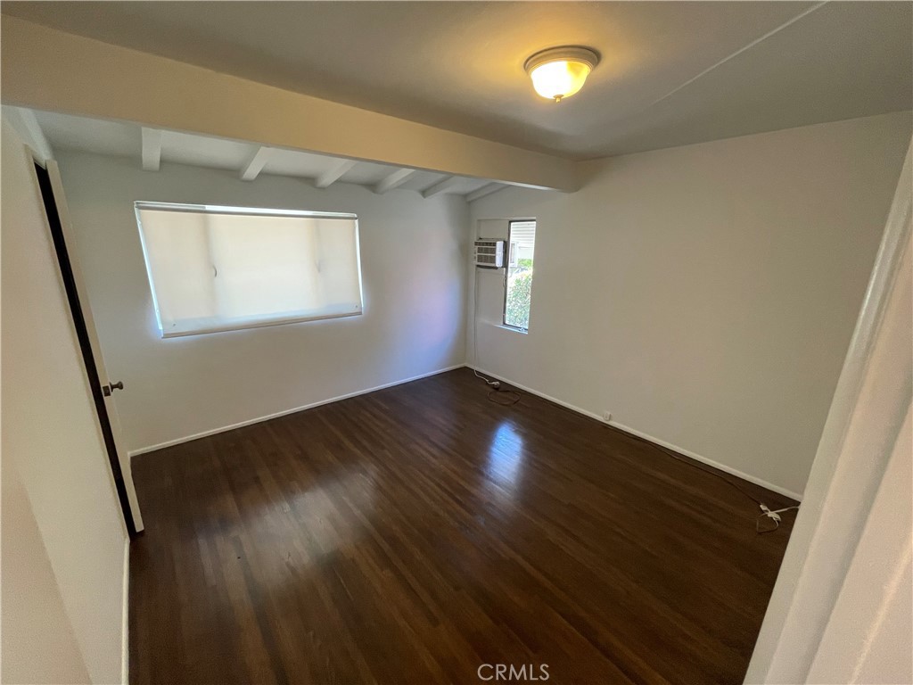733 W Oceanview Avenue Property Photo 11