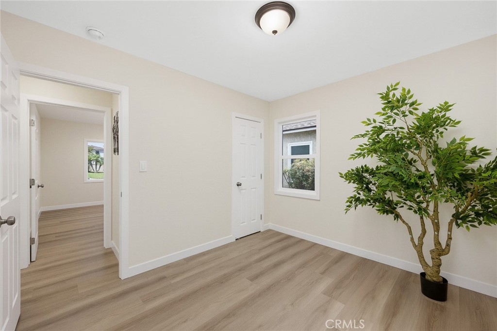 608 W Markland Drive Property Photo 25