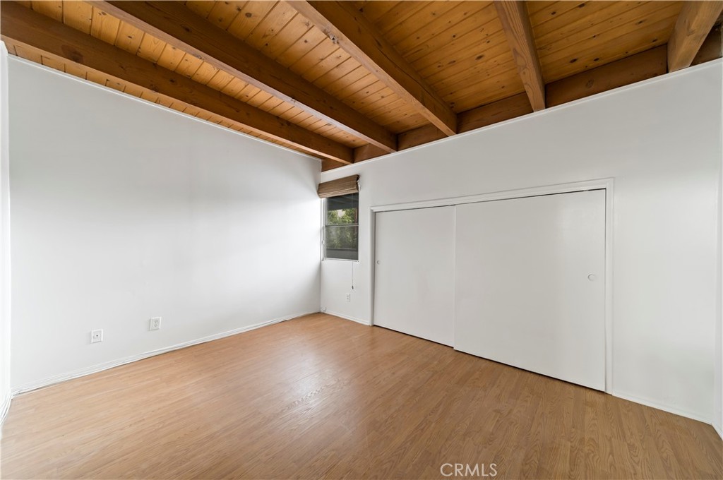 400 N Maple Drive A Property Photo 13