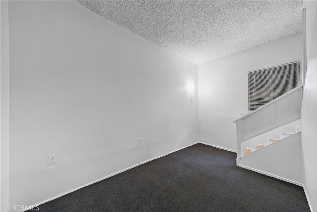 400 N Maple Drive A Property Photo 20