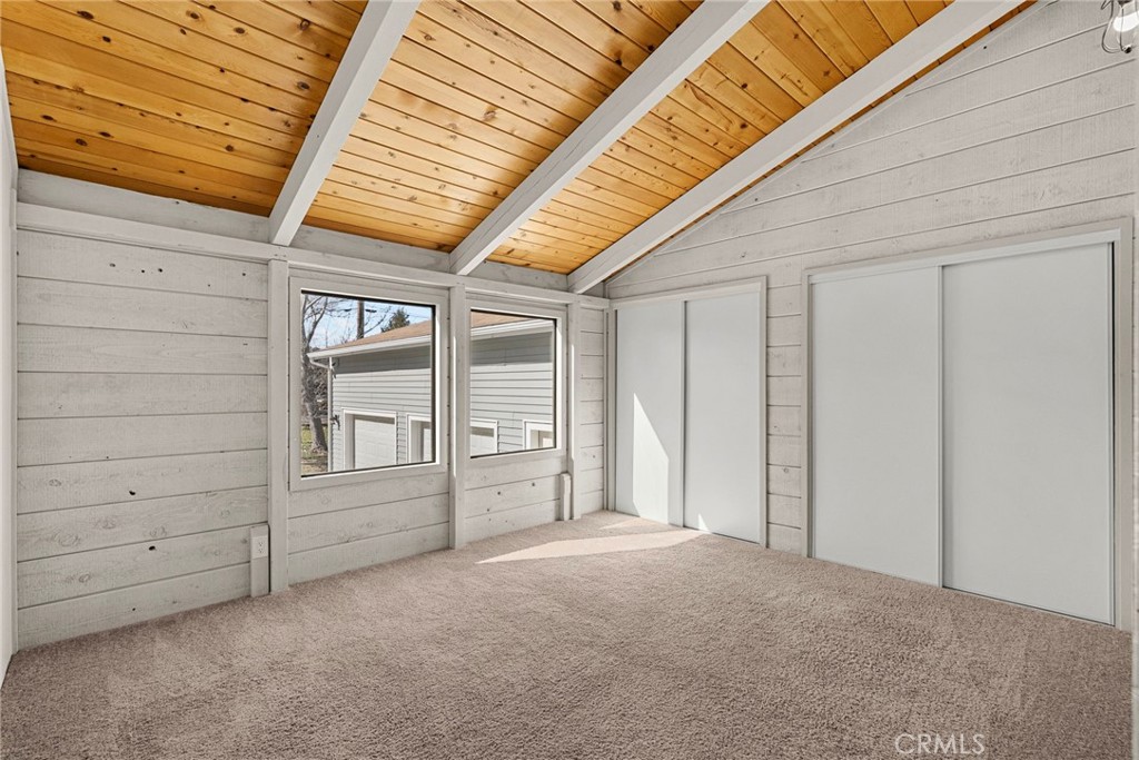 1000 Eagle Property Photo 12