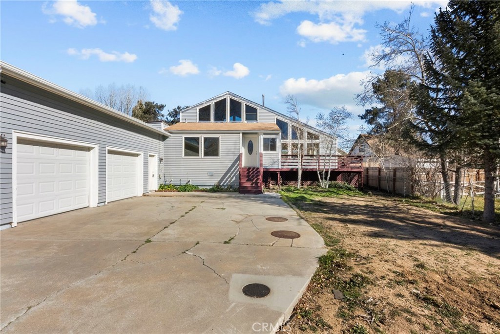 1000 Eagle Property Photo 23