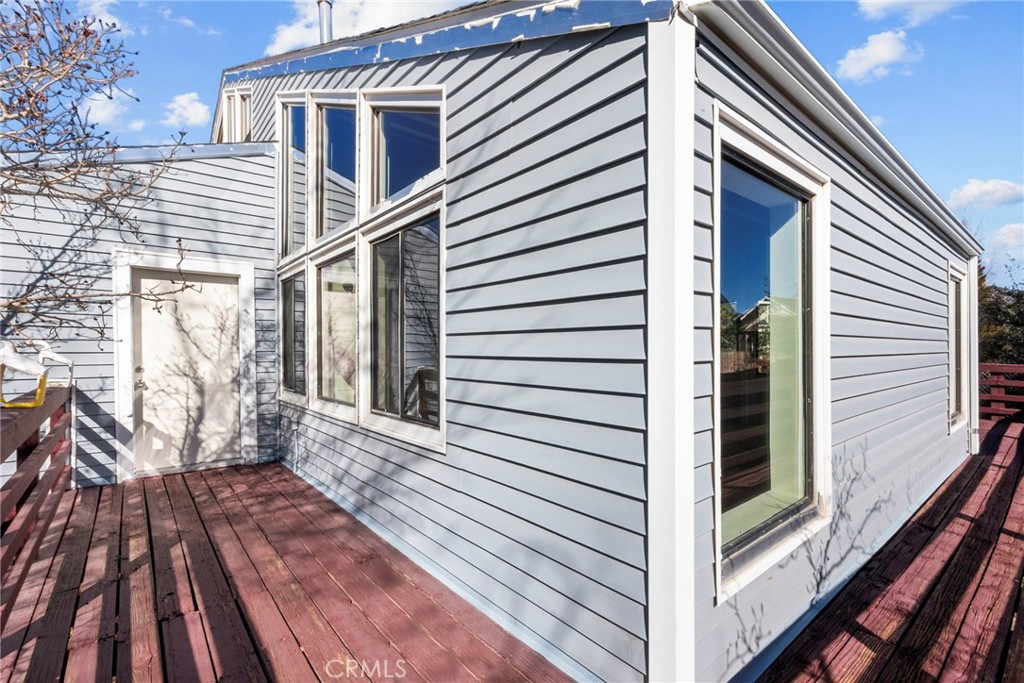 1000 Eagle Property Photo 24