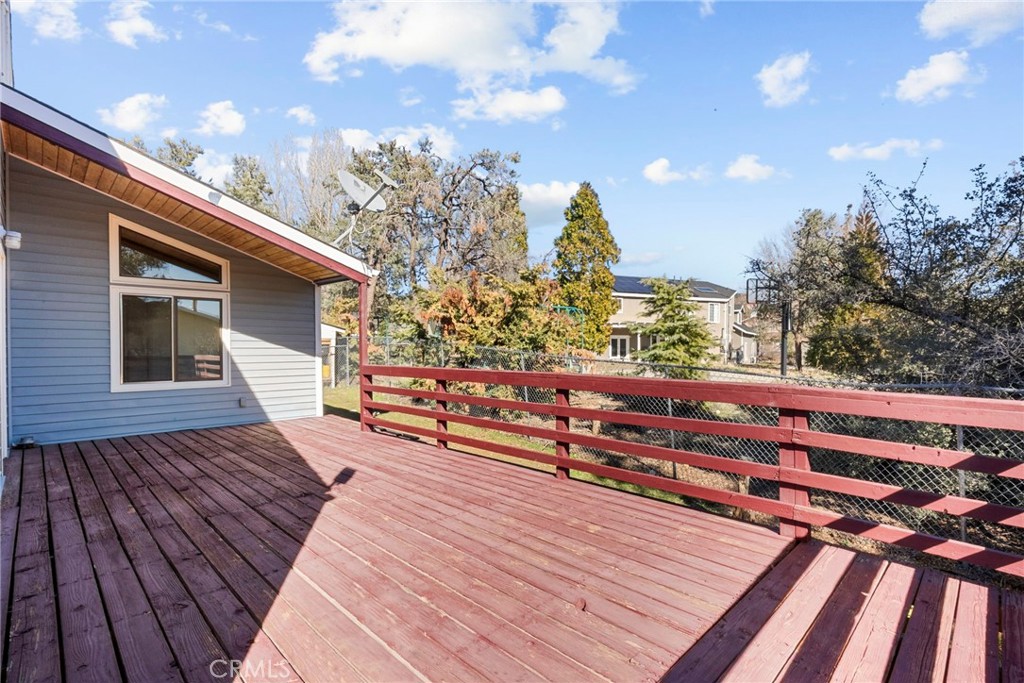 1000 Eagle Property Photo 30