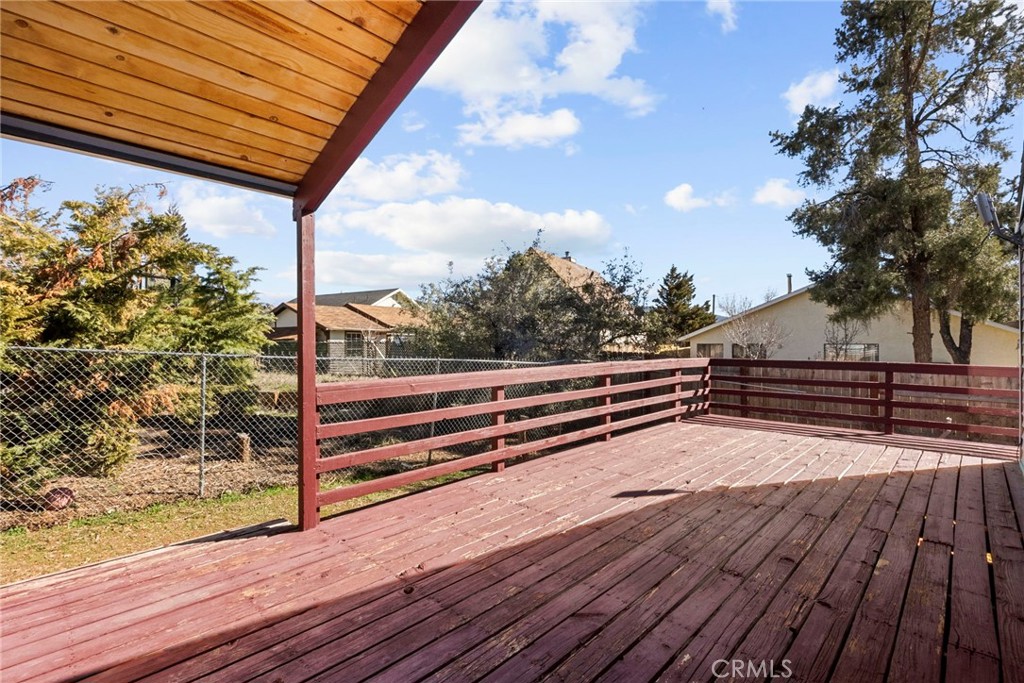 1000 Eagle Property Photo 31