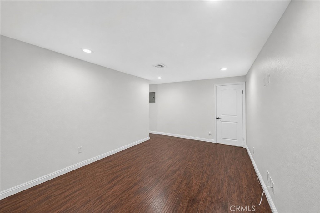 1026 S Marengo Ave. 2 Property Photo 11
