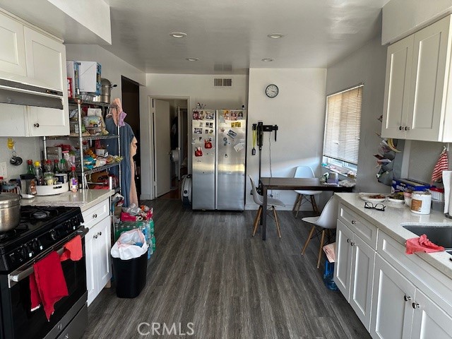 9832 E Lemon Property Photo 5