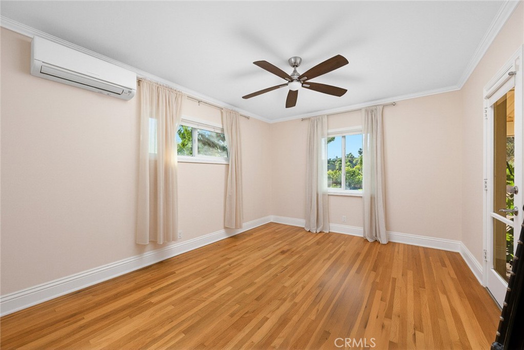 1301 S Lincoln Avenue Property Photo 30