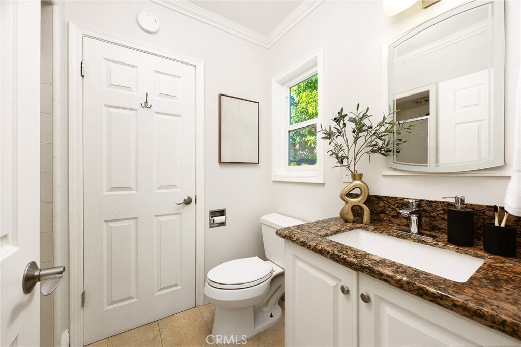 1301 S Lincoln Avenue Property Photo 33