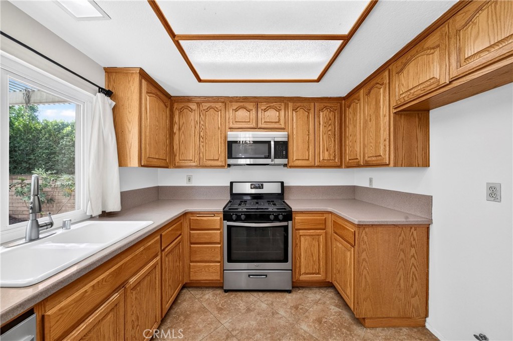7045 Chicago Court Property Photo 4