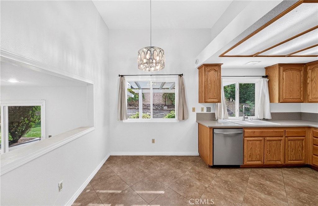 7045 Chicago Court Property Photo 5