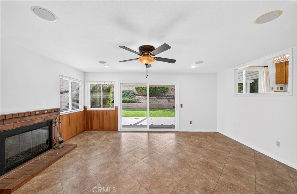 7045 Chicago Court Property Photo 6