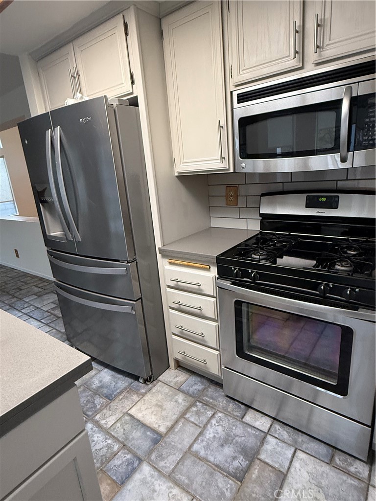 58 Valley Crest Property Photo 8