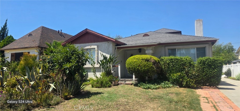 321 E Hellman Property Photo 1