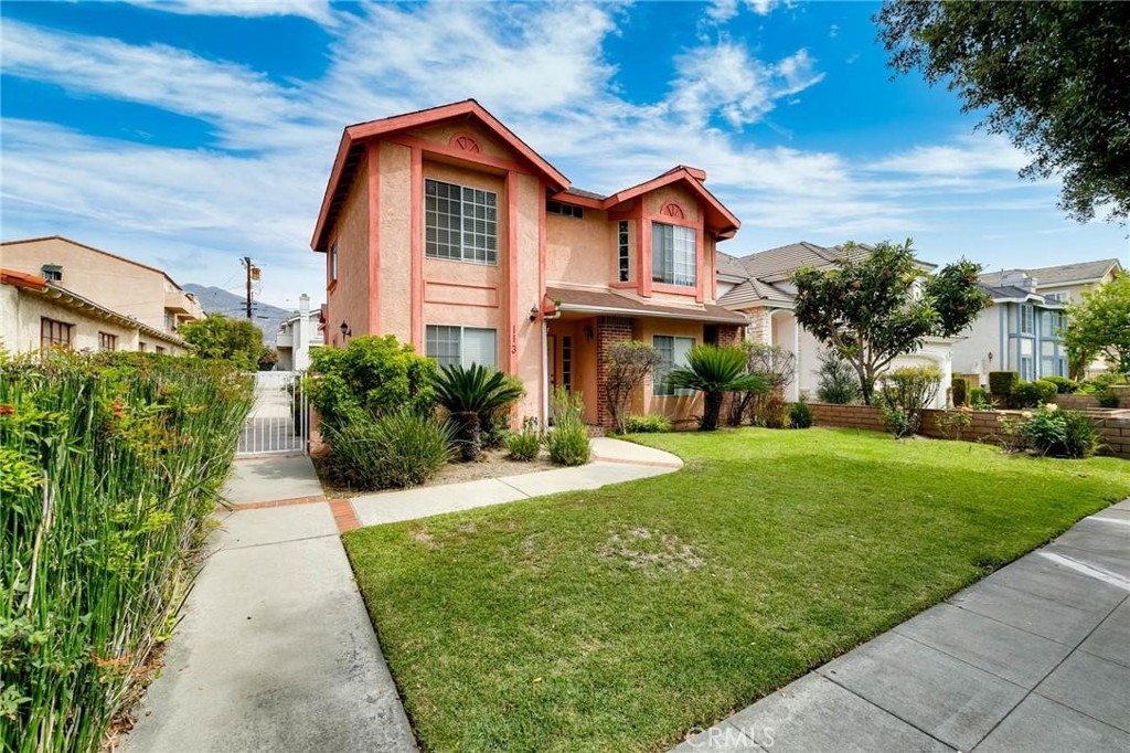 113 Diamond Property Photo 3