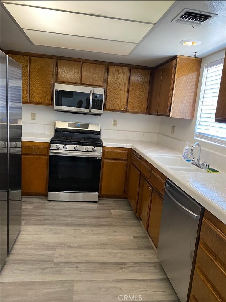 113 Diamond Property Photo 16