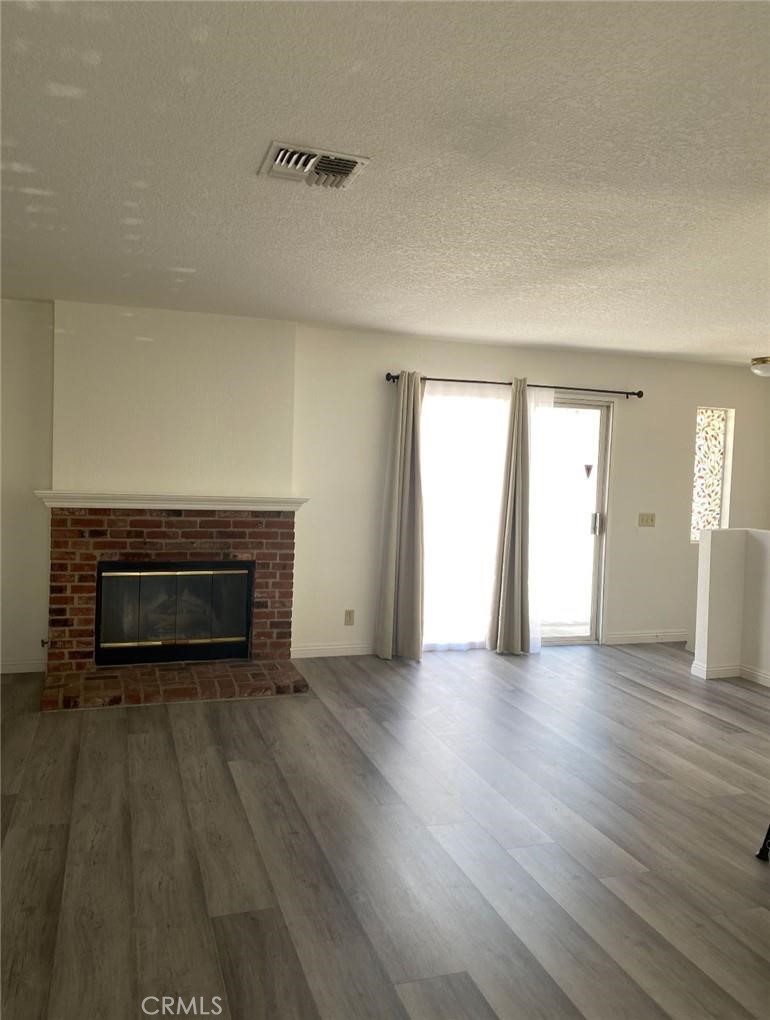 113 Diamond Property Photo 23