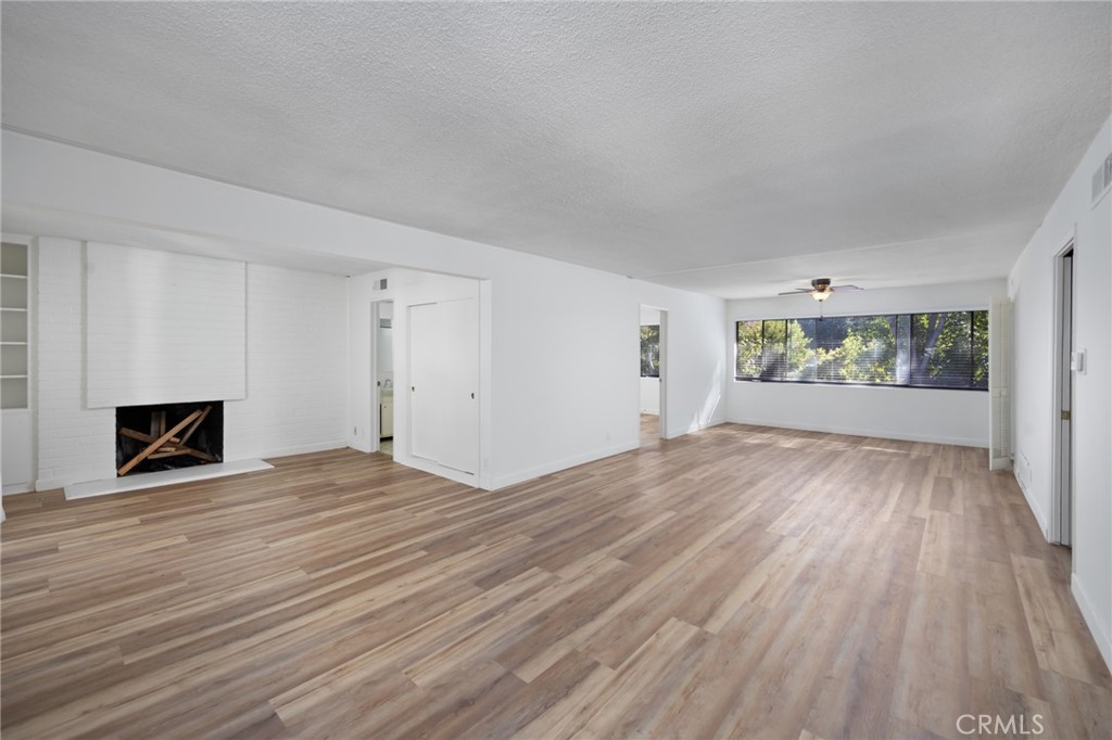 619 S Pasadena Avenue 3 Property Photo 2