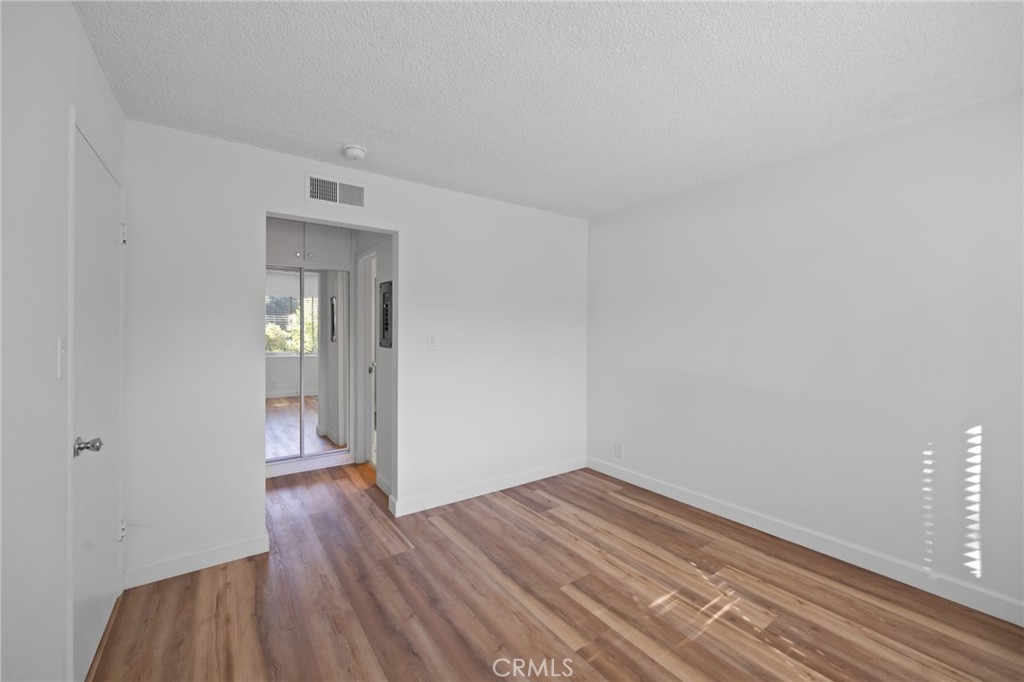 619 S Pasadena Avenue 3 Property Photo 14