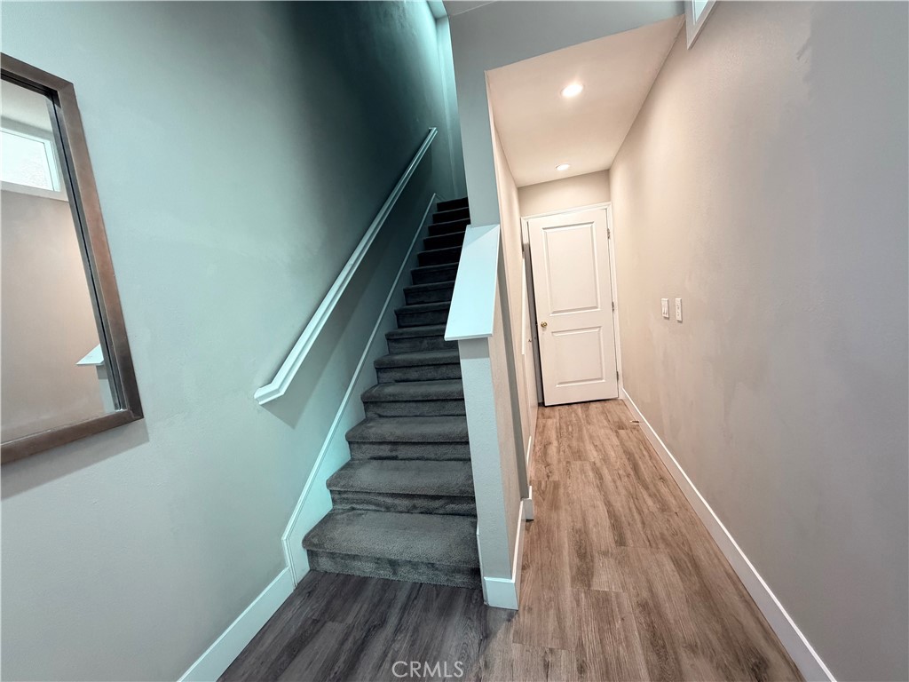621 W Foothill Property Photo 4