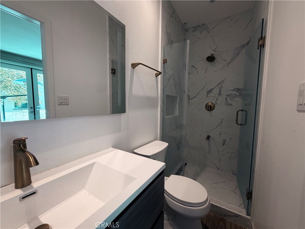 621 W Foothill Property Photo 6