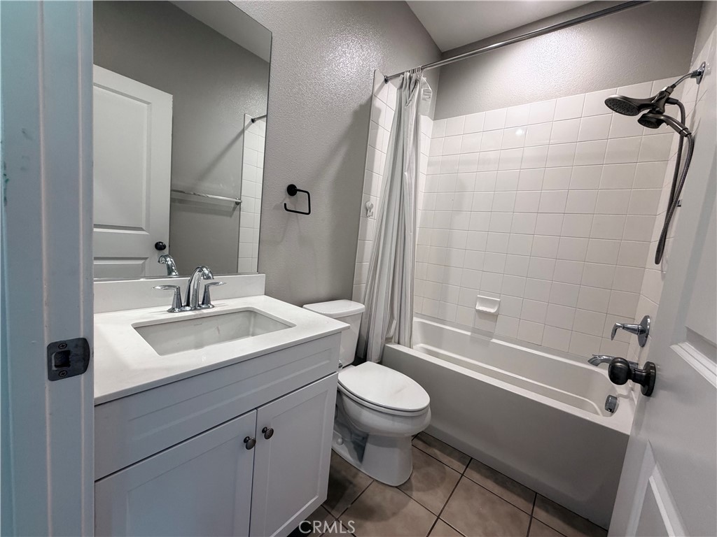 621 W Foothill Property Photo 20