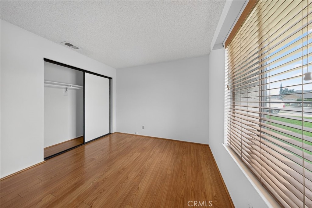 11054 Wesley Avenue Property Photo 17