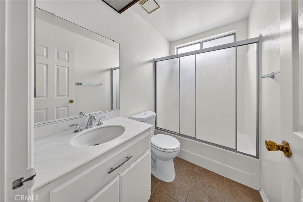 11054 Wesley Avenue Property Photo 18
