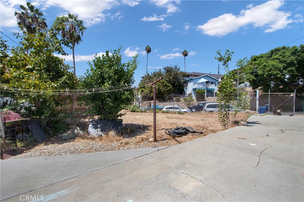 2505 Chelsea Property Photo 5