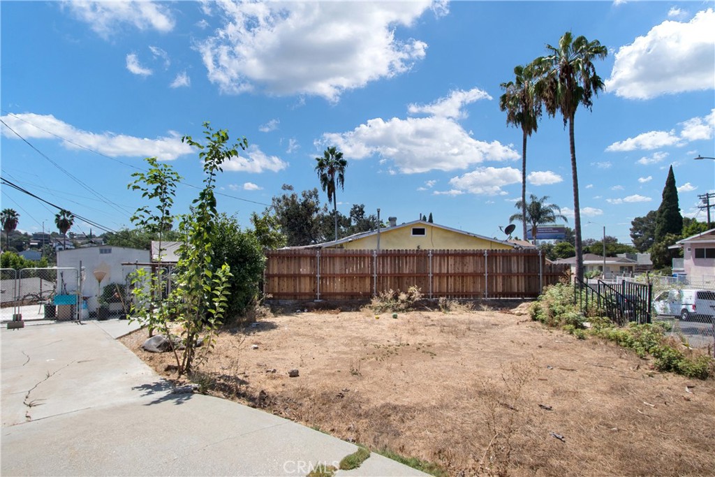 2505 Chelsea Property Photo 19