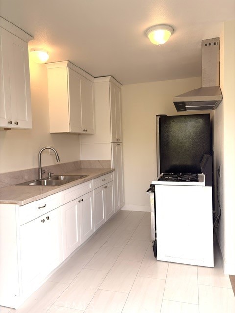 5335 El Monte Avenue Property Photo 4