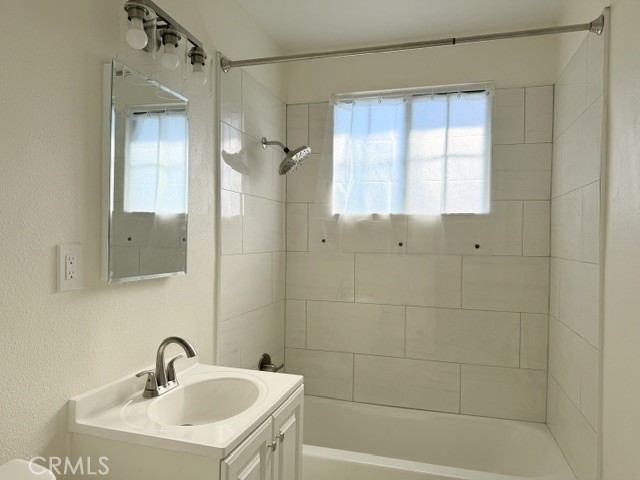 5335 El Monte Avenue Property Photo 6