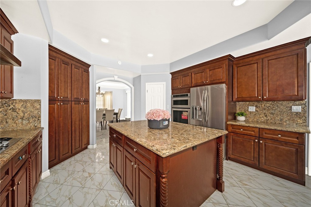 22427 Steeplechase Lane Property Photo 17