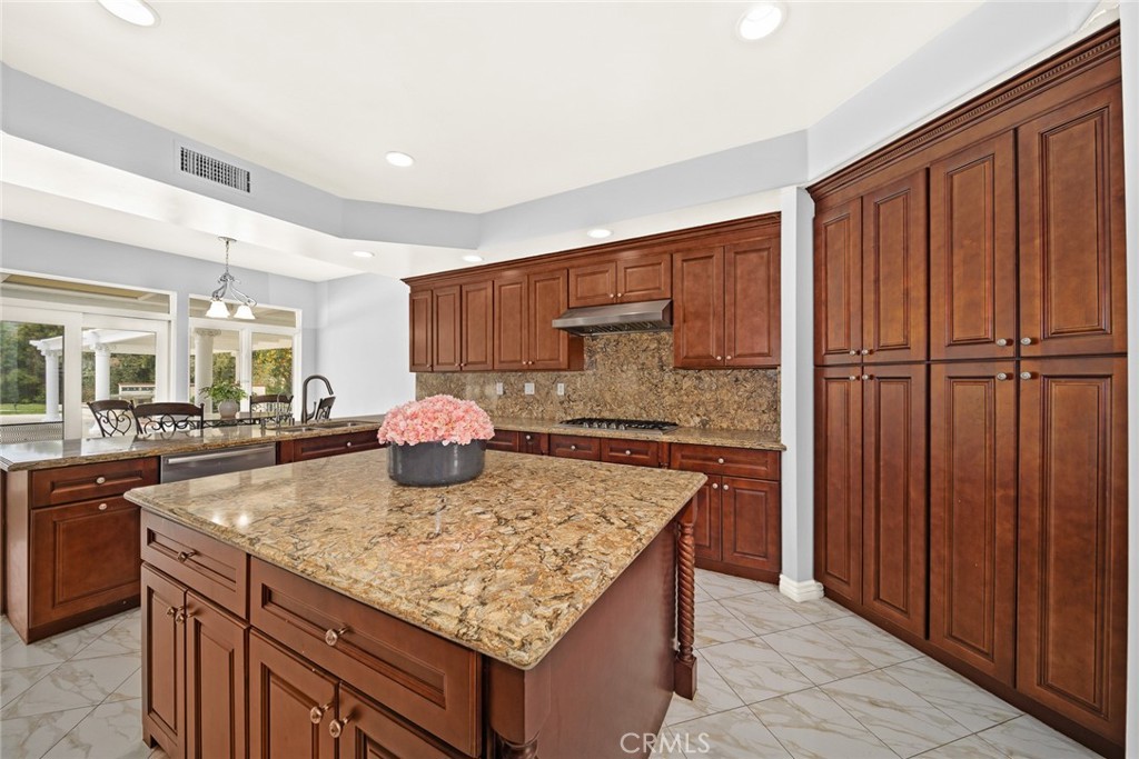 22427 Steeplechase Lane Property Photo 19