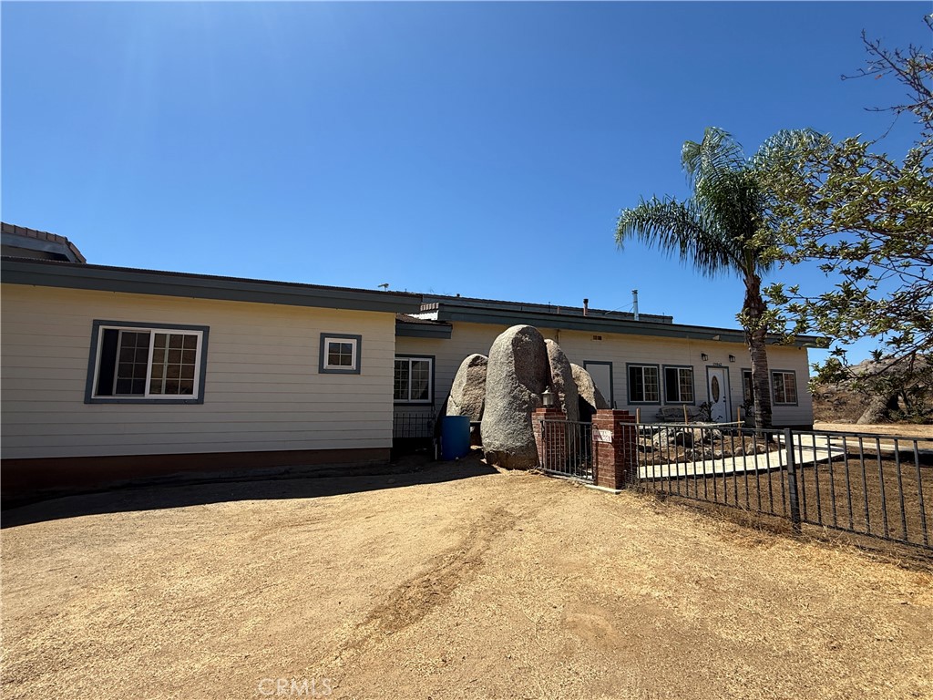 19862 Starmist Property Photo 3