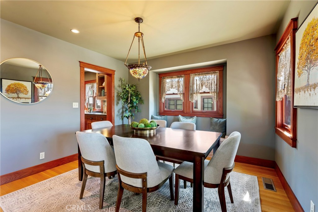 109 E Grandview Property Photo 8