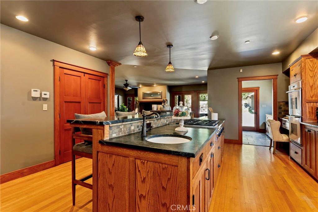109 E Grandview Property Photo 19